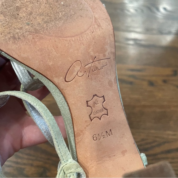 ARTURO CHIANG Y2K Light Green Suede Strappy Kitten Heels Sandals - Picture 6 of 10